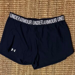 Under Armour W Athletic Shorts